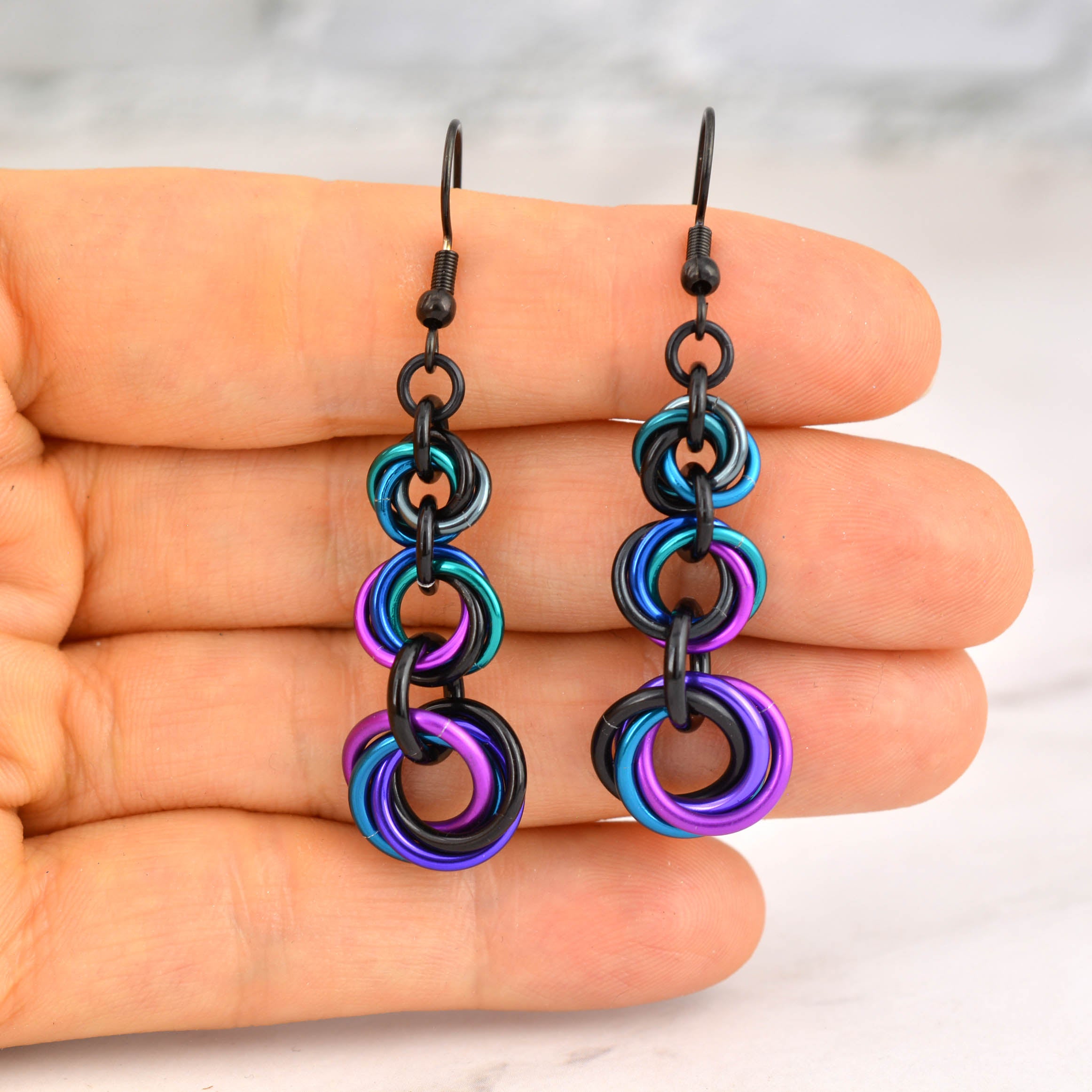 Knotted Graduated Earrings - Dark Mermaid