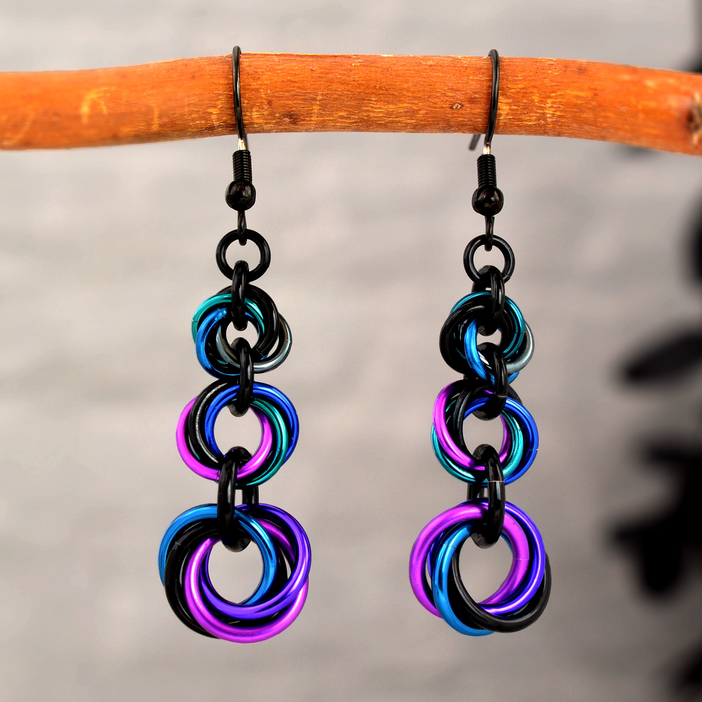 Knotted Graduated Earrings - Dark Mermaid