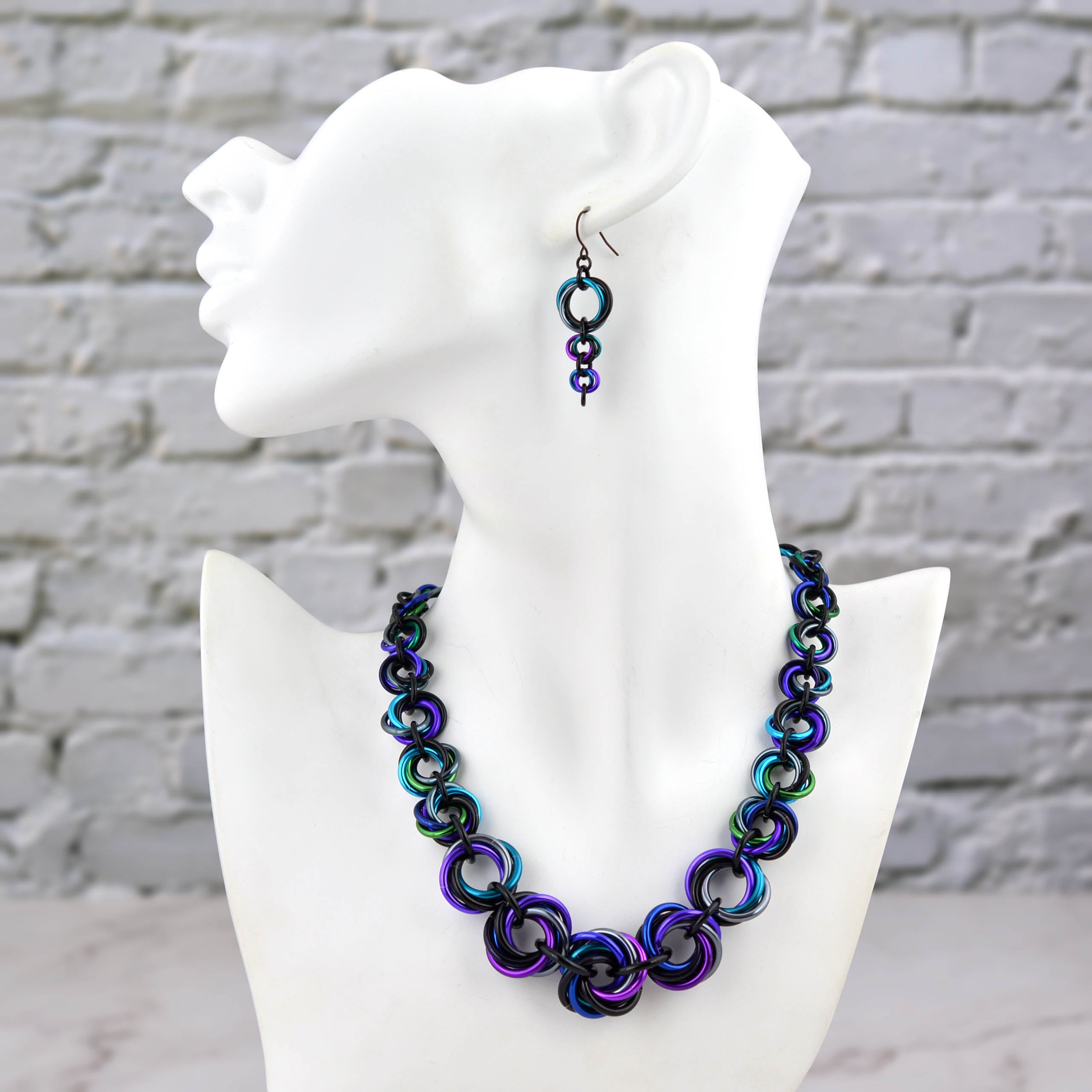 Knotted Graduated Necklace - Dark Mermaid