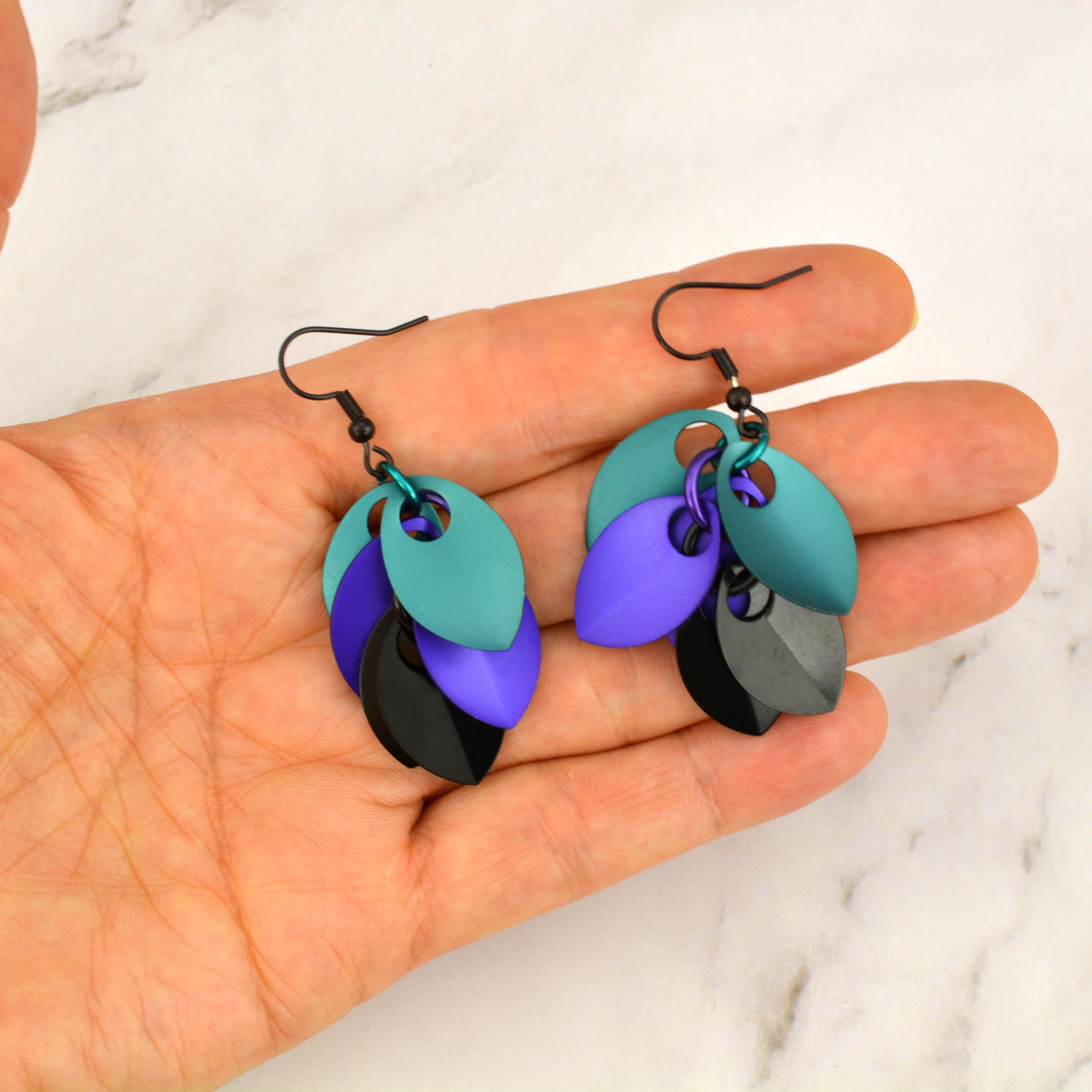 Cascading Leaves Short Earrings - Dark Mermaid