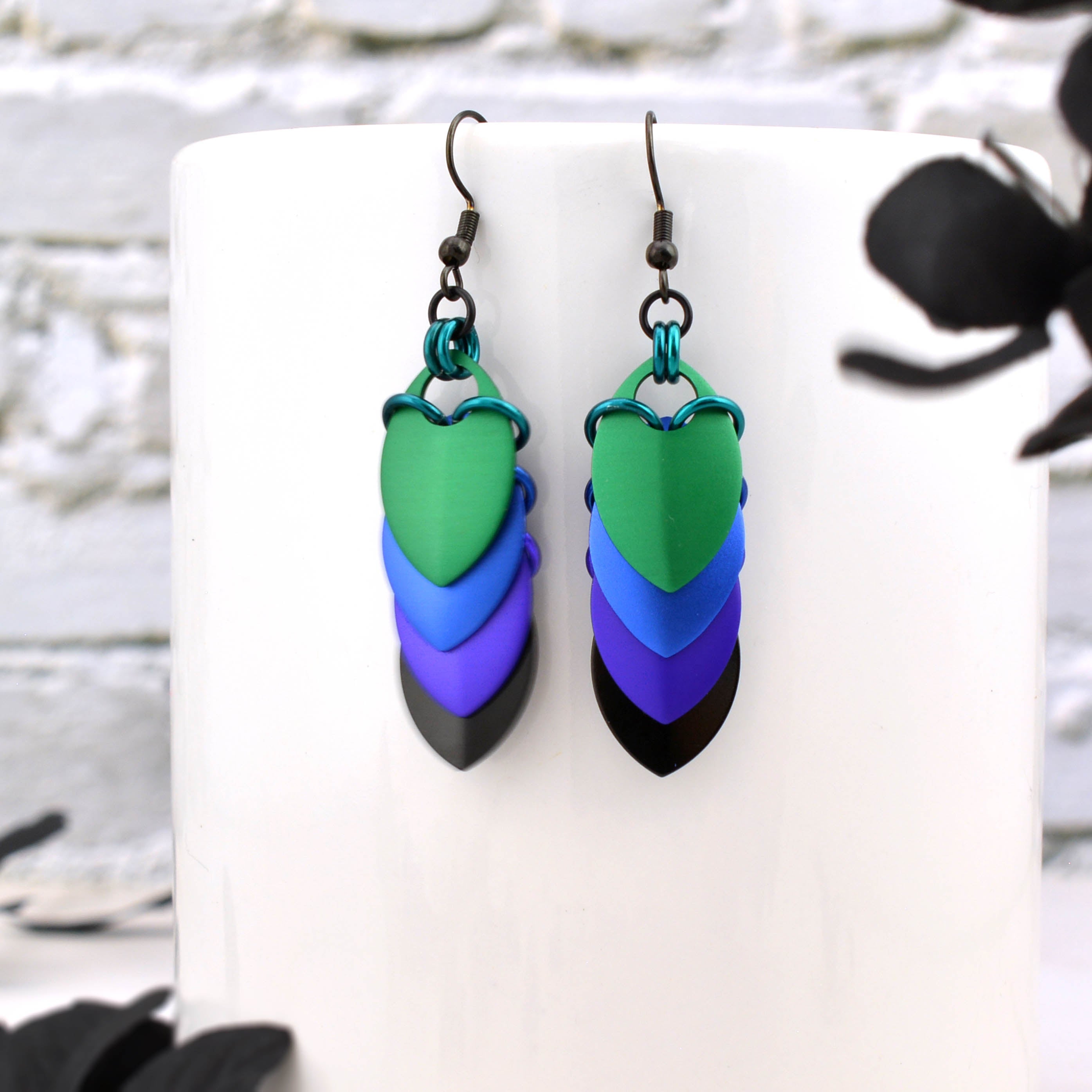 Chevron Short Earrings - Dark Mermaid