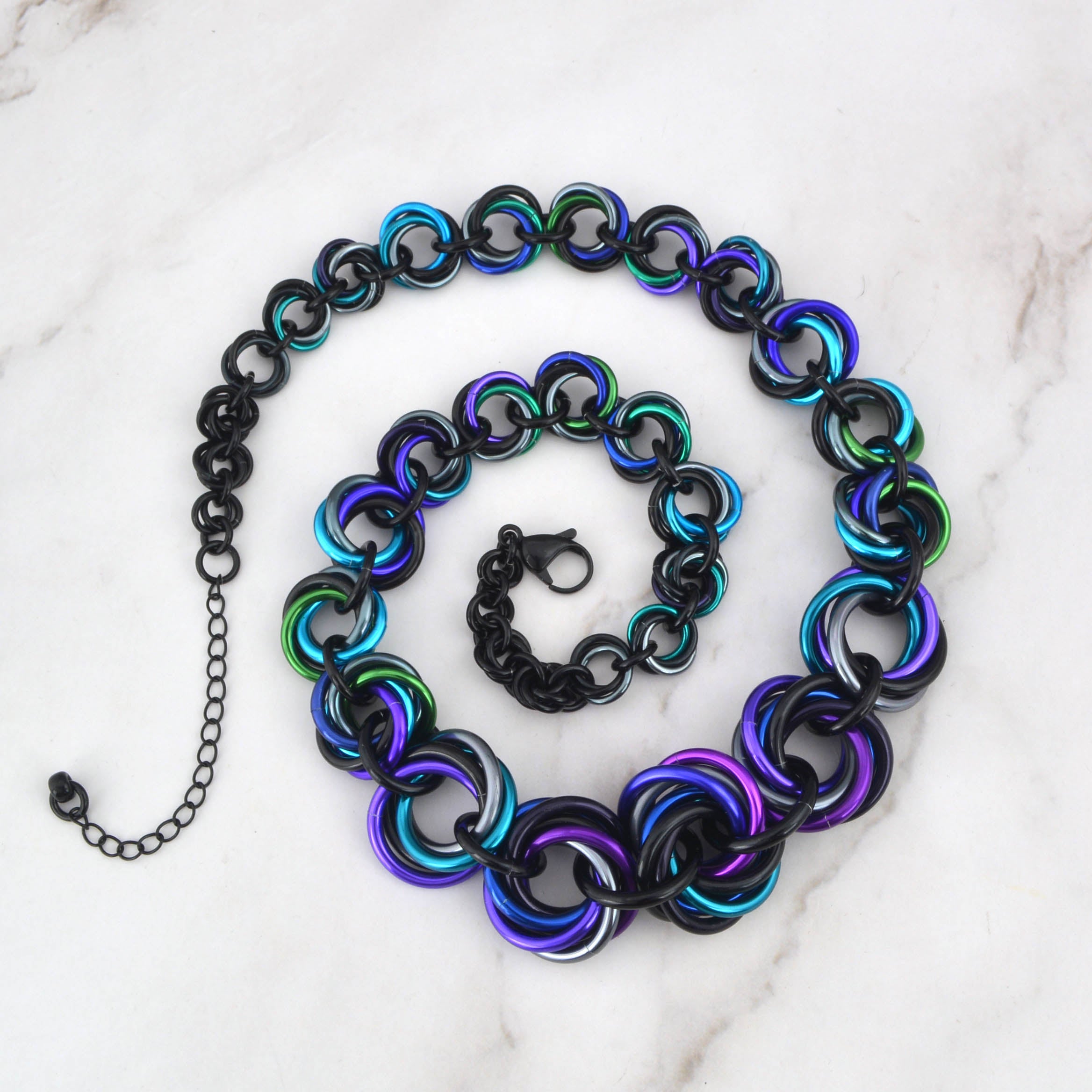 Knotted Graduated Necklace - Dark Mermaid