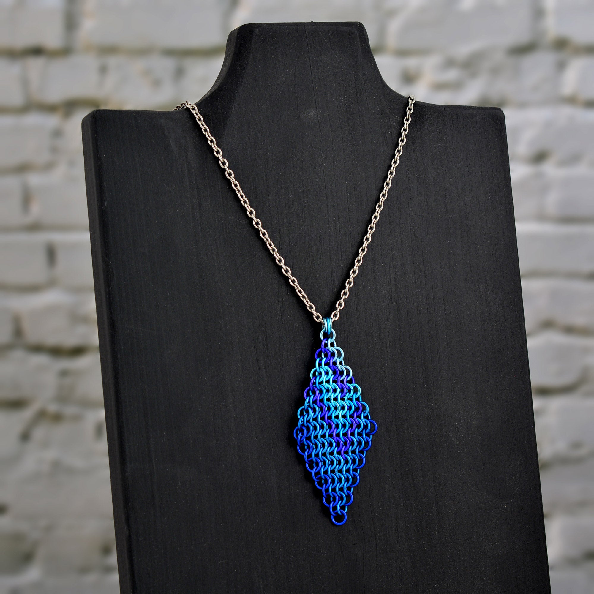 SALE: Mesh Diamond Pendant - Blue & Purple