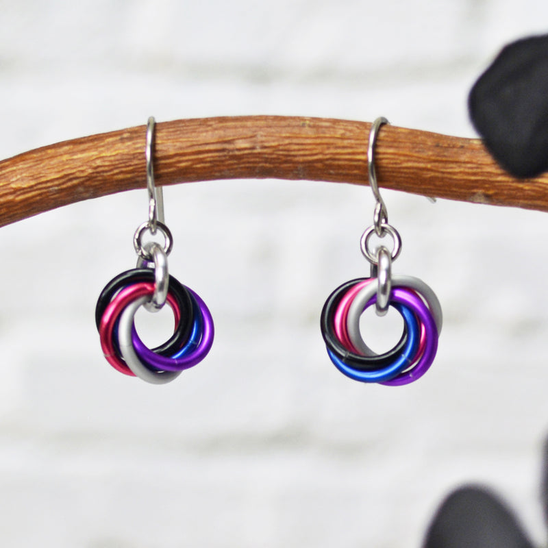 Genderfluid Pride - Mini Knot Earring