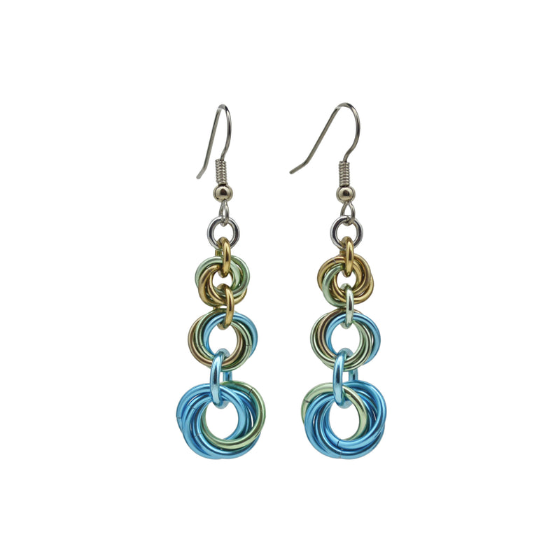 Knotted Graduated Earrings - Seashell