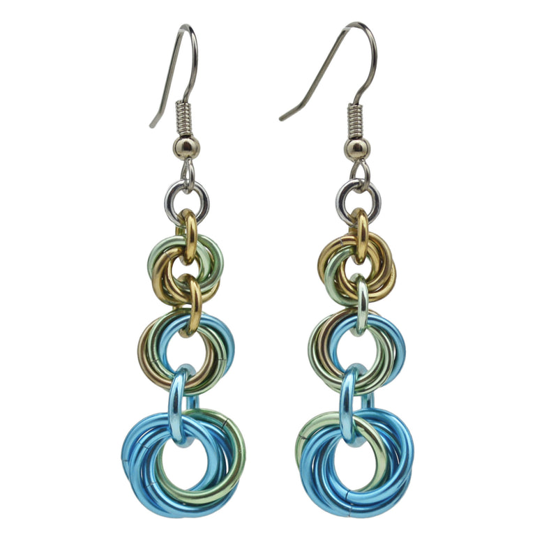 Knotted Graduated Earrings - Seashell