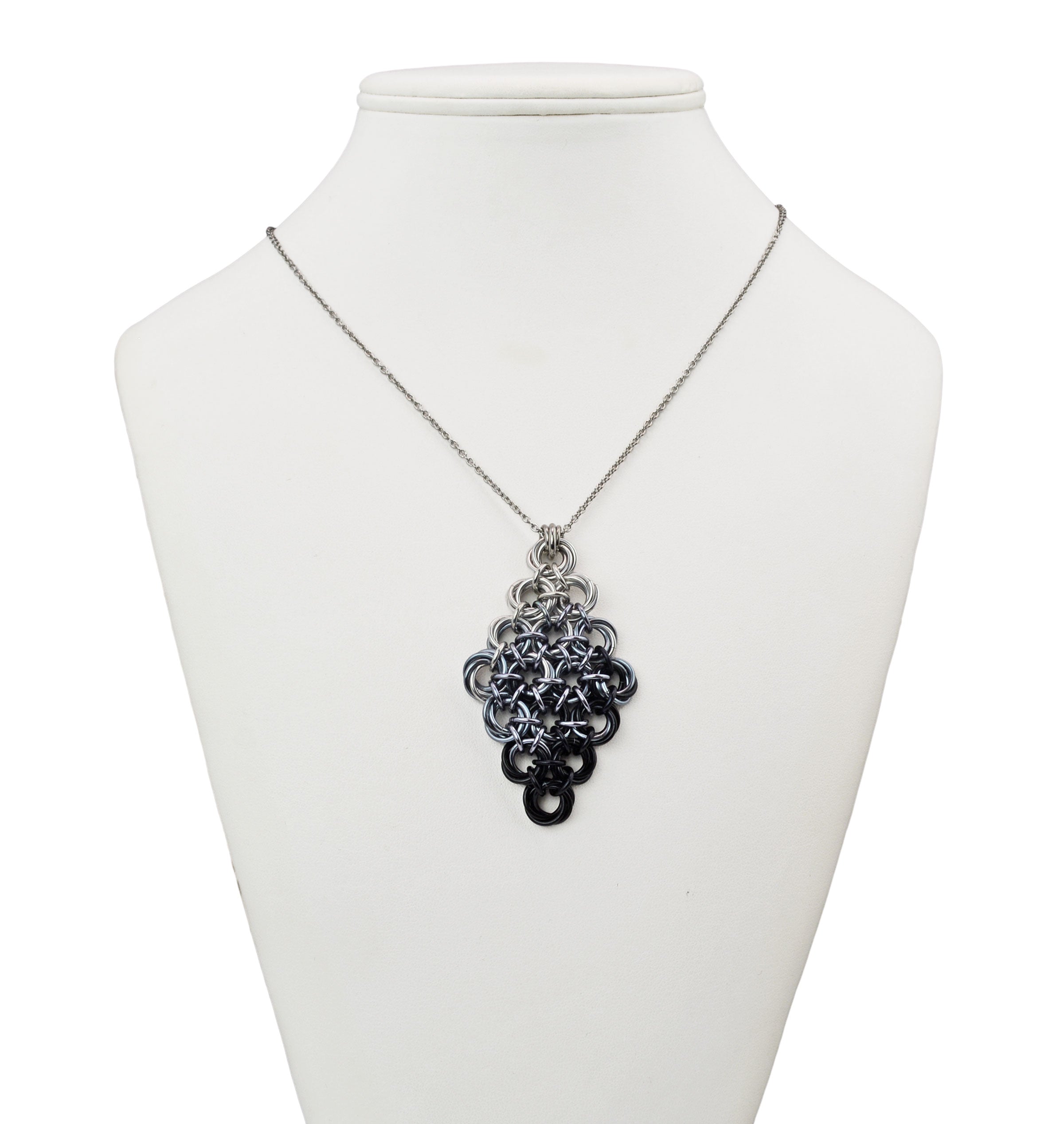 Knotted Diamond - Industrial