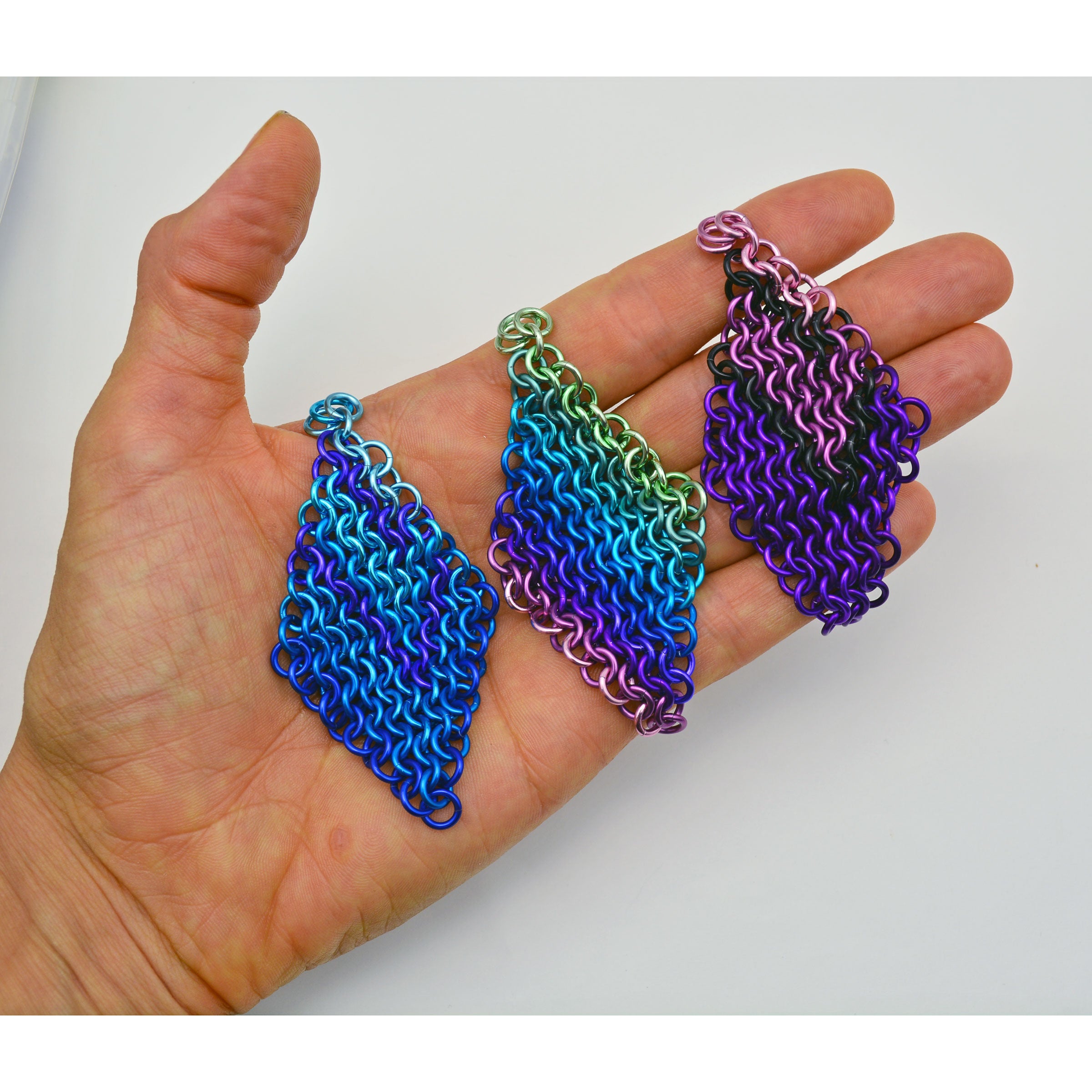 Mesh Diamond - Electric Rainbow