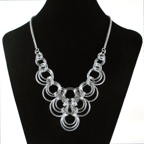 Bibbed Scallop Necklace